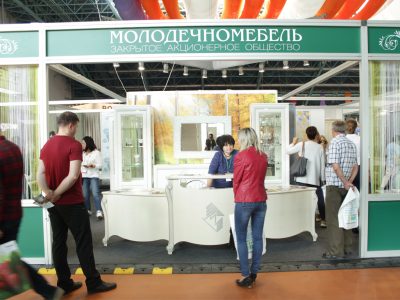 Выставка «МЕБЕЛЬ 2018» проходит с 12 по 15 сентября в Футбольном манеже г. Минска. Приглашем посетить наш стенд! Минск, пр-кт Победителей 20/2